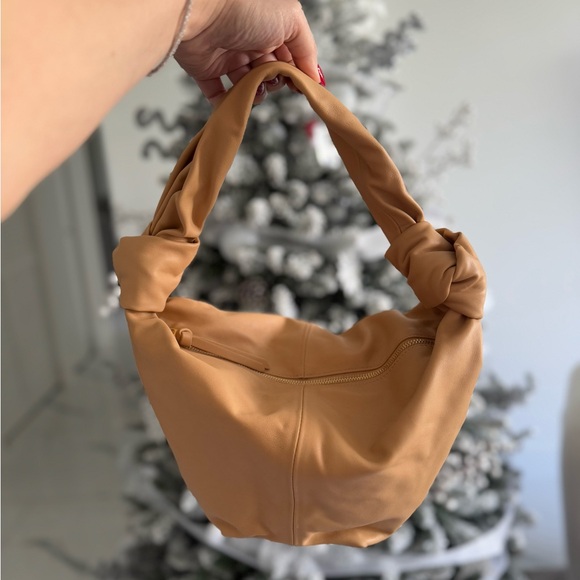 Bottega Double Knot Bag - Picture 6 of 6